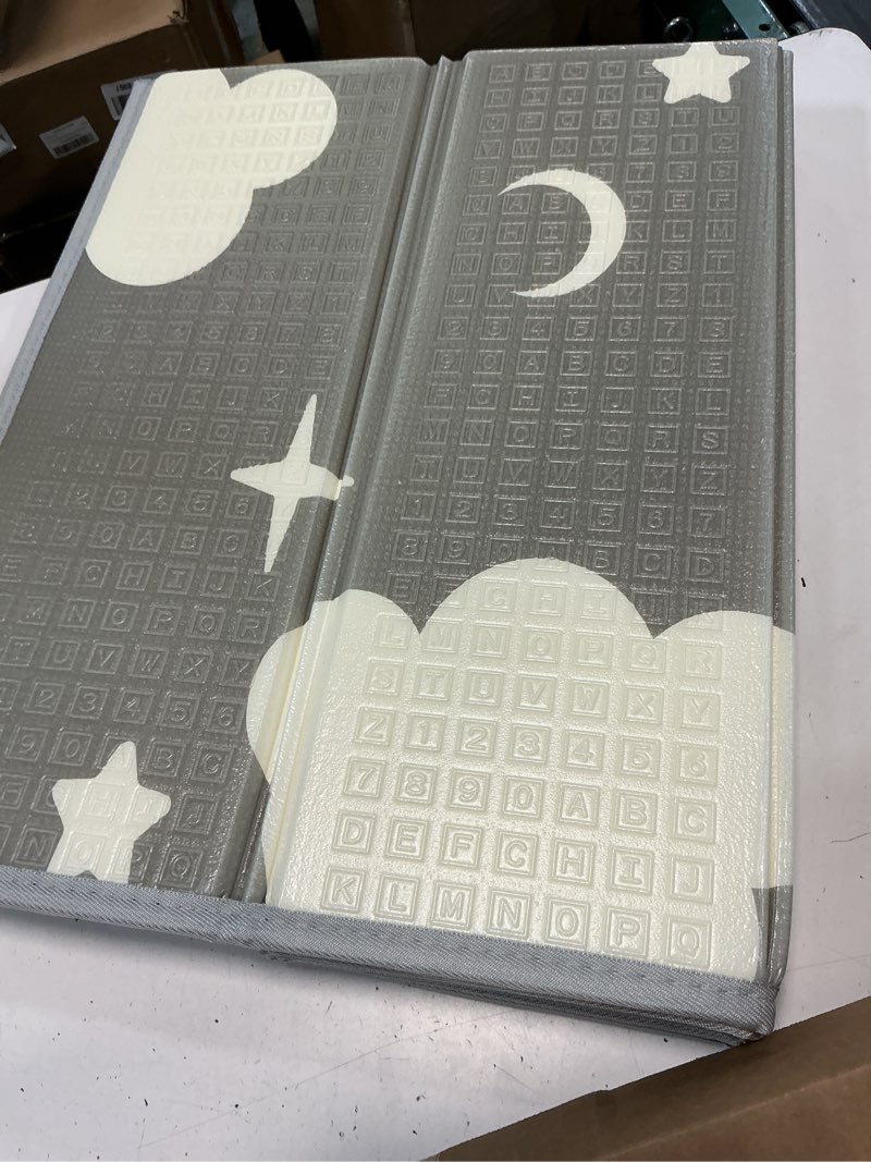 Condition photo showing Good Condition for Mallify Baby Play Mat, 50''x50'' Foldable Foam Playmat for Floor, Reversible Activity Play Mat for Playpen, Edge Reinforcement Waterproof Crawling PlayMats for Babies, Infants and Toddlers 47'' x 47'' x 0.4''