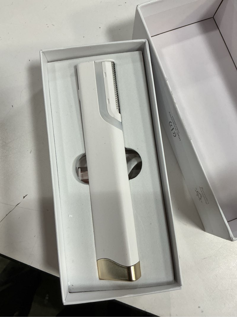 Condition photo showing Good Condition for Sonic Dermaplaning for Women Face ?Ultrasonic Precision Hair Removal?Rechargeable dermaplane razor for women face ?Gentle Exfoliation?3-speed adjustment & White LED Light,10 Replacement Blades