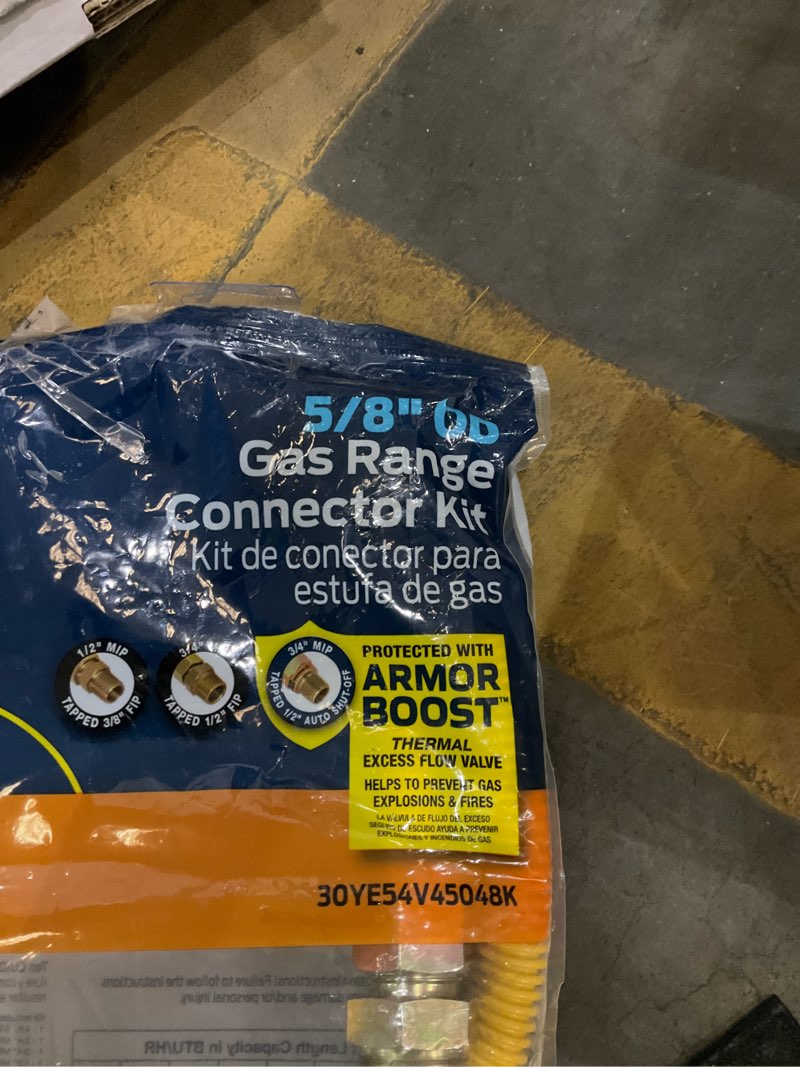 Condition photo showing As Is for Gas range connector