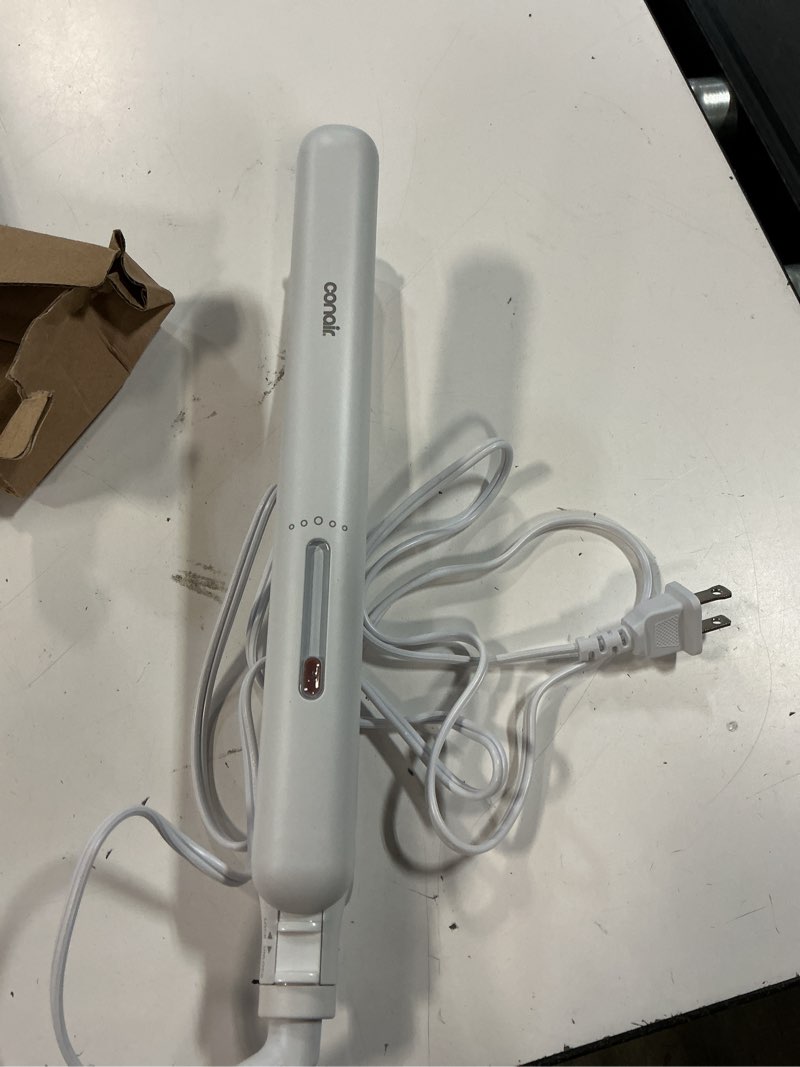 Condition photo showing Good Condition for conair double ceramic flat iron, 1" ceramic plates, 5 led heat settings, rose gold, 1 count