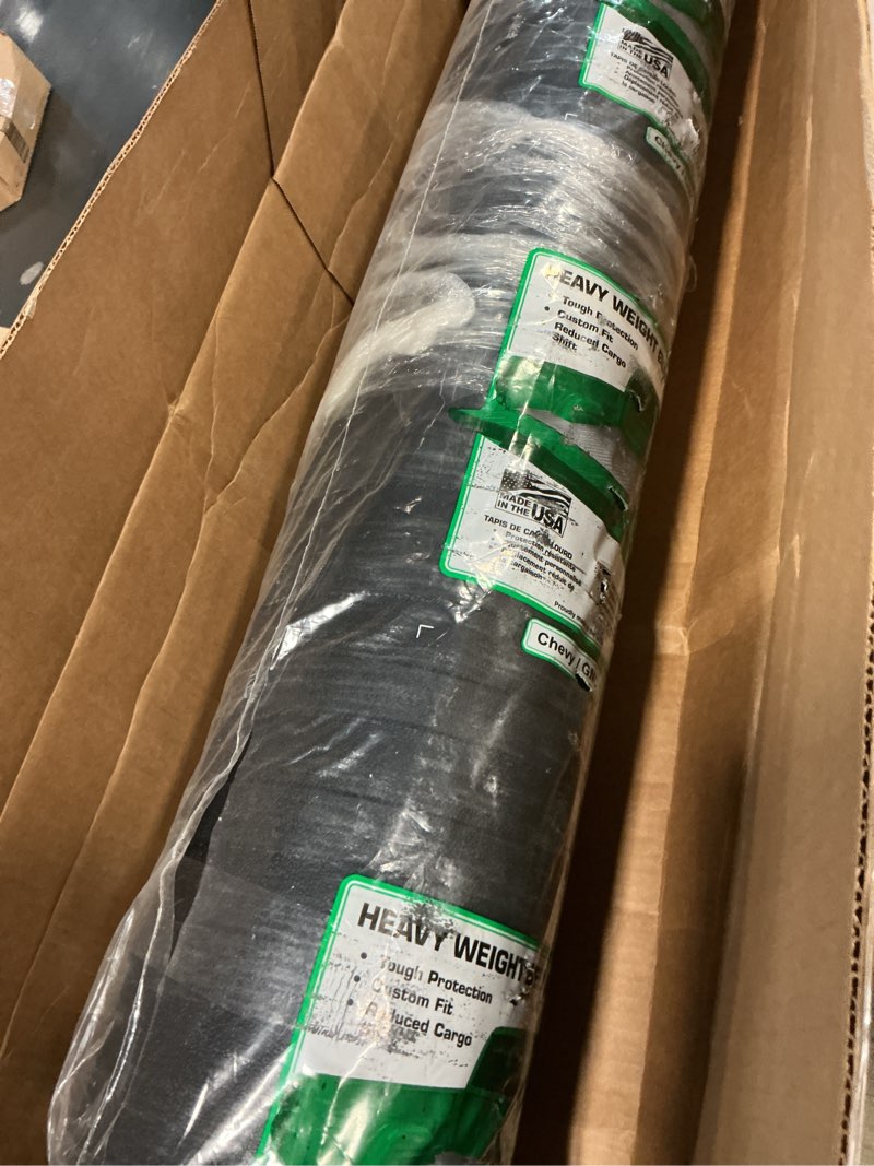 Condition photo showing New/Like New for dee zee dz87009 heavyweight bed mat