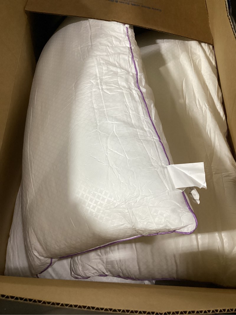 Condition photo showing Good Condition for (Similar) HUXMEYSON Pillows Standard Size Set of 4, Bed Pillows Set of 4, Down Alternative Luxury Hotel Pillows for Sleeping and for Side and Back Sleepers Standard Size - (4 Pack) White