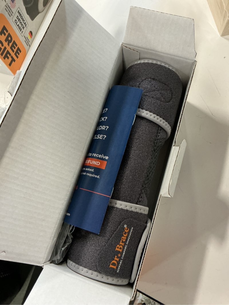 https://lotting-media.assets.bidfta.com/lotting_8412ac3b-87de-4a93-a4d6-ec2d8fb308e3