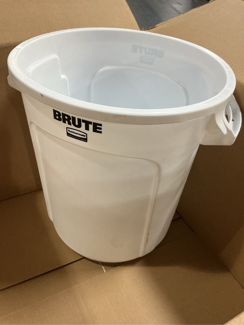 Condition photo showing Good Condition for rubbermaid commercial products brute heavy-duty round trash/garbage can, 10-gallon, white, outdoor waste container for landscapers/construction/restaurants/back of house/offices/warehouses white 10 gallon
