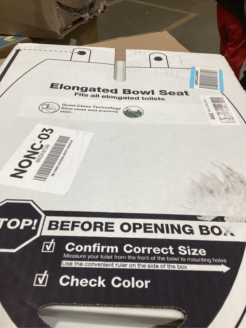 Condition photo showing New/Like New for Bemis Residential Molded Wood Toilet Seats White