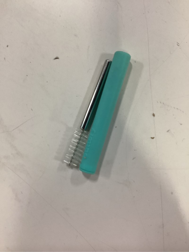 Condition photo showing As Is for buttery brand silicone straw 10 pack