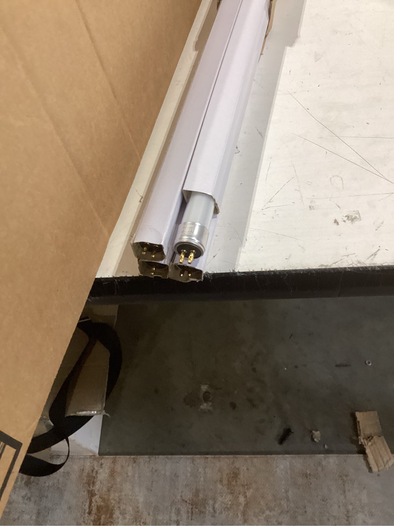 Condition photo showing Good Condition for 21 inch f13t5/cw led replacement bulbs, 4100k cool white, t5 led 9 watts replace fluorescent bulb with led, replacement tube for counter and cabinet fixture, 4 pack 4100k cool white 4 pack