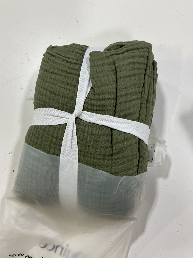 Condition photo showing Good Condition for organic cotton gauze sham set, standard, olive