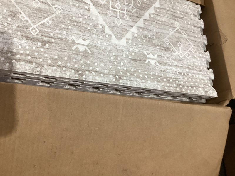 Condition photo showing Good Condition for House of Noa Play Mat – 4x6 Driftwood Ula – Set of 6 Tiles – Cushioned EVA Foam Play Mat for Floor, Soft Interlocking Mats for Hard Floors Driftwood 4' x 6'