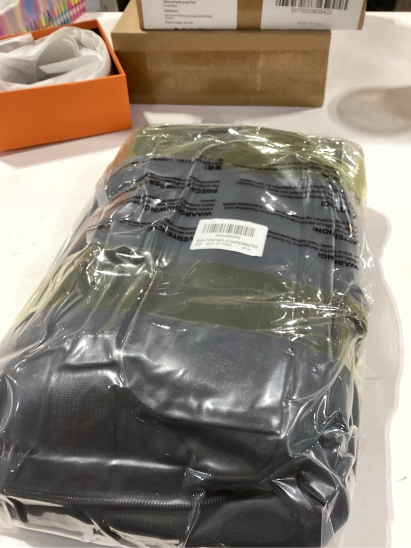 Condition photo showing New/Like New for Ronyes Tactical Lunch Box for Men,Large Insulated Lunch Bag with Shoulder Strap ,Heavy Duty lunchbox Cooler MOLLE Webbing , Leakproof Pail for Work Camping Fishing-Black