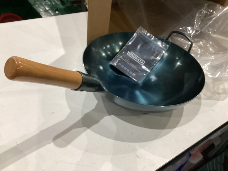 Condition photo showing Good Condition for yosukata 13.5” blue carbon steel wok pan – pre-seasoned flat bottom wok compatible with open fire, gas, electric, ceramic, induction cooktops -traditional chinese pan for stir fry, bbq, grill, camping