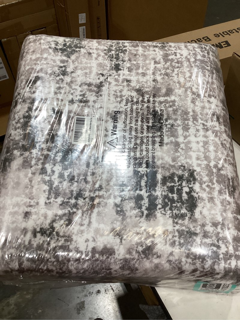 Condition photo showing Good Condition for ilango 8x10 modern area rug for living room ultra soft machine washable lightweight kid & pet friendly stain resistant non-shedding large carpet for bedroom dining room home office mat modern | grayish purple 8' x 10' (8'×10')