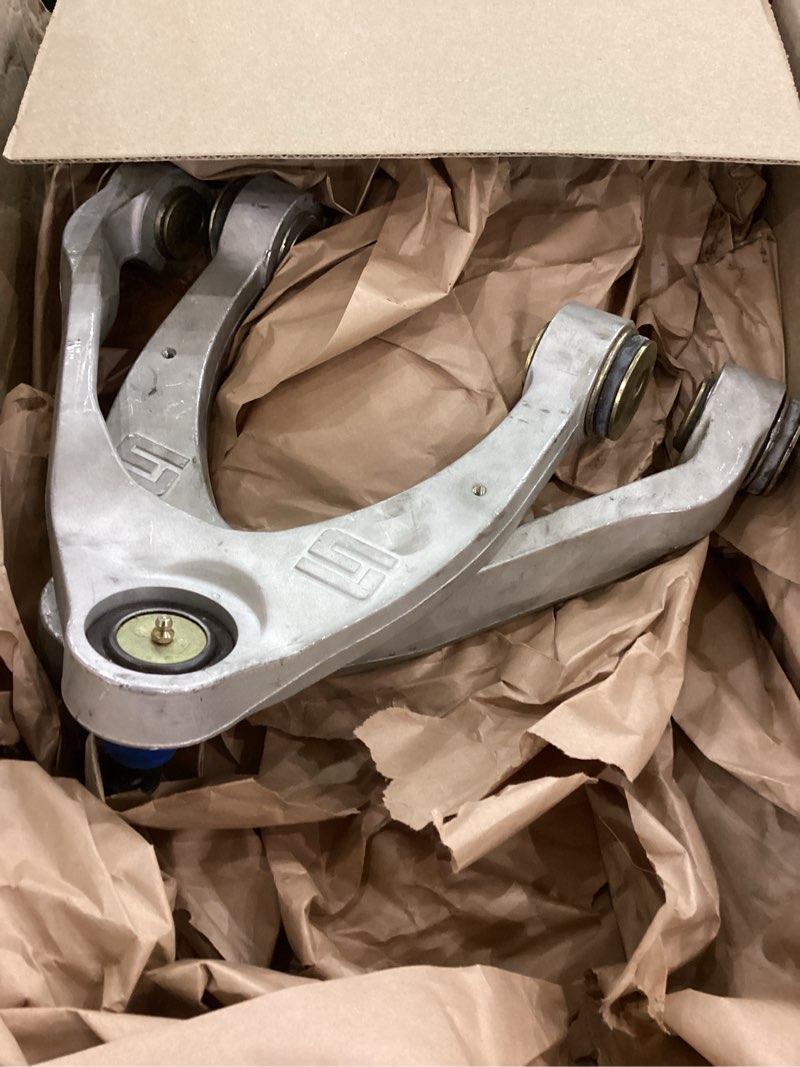 RealTruck SUPERLIFT SUSPENSION Aluminum Control Arms | Front, Upper, Pair | 3600PR | Fits 2014-2018 