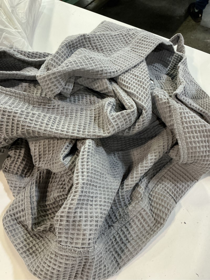 Condition photo showing Good Condition for organic turkish waffle robe color: grey(size m)