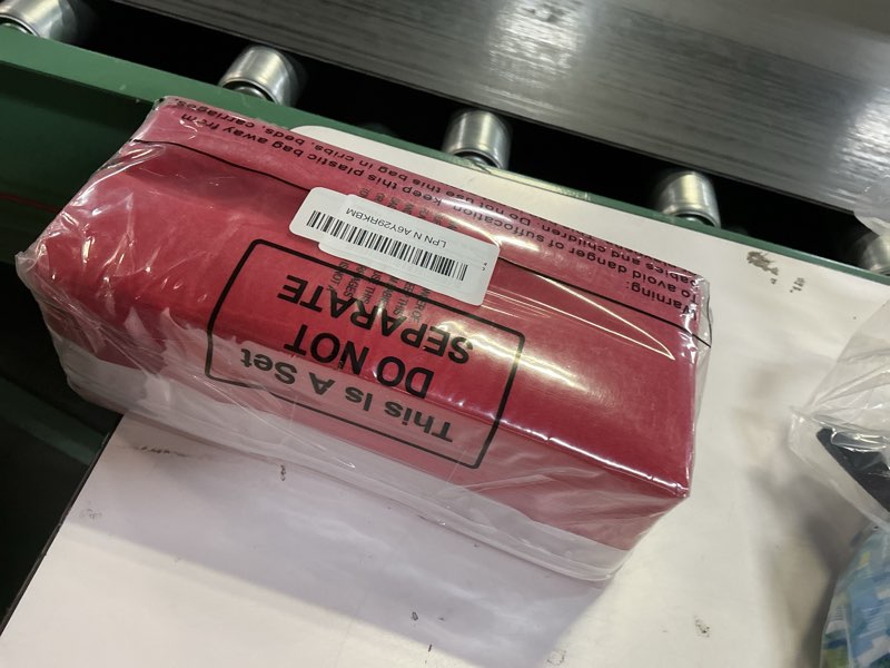 Condition photo showing Good Condition for Qilery 50 Pcs Linen Feel Disposable Dinner Napkins Decorative Paper Napkin 17"x12" Bulk Colored Soft Paper Hand Towels Absorbent for Guest Thanksgiving Day Kitchen Wedding Party(Red)