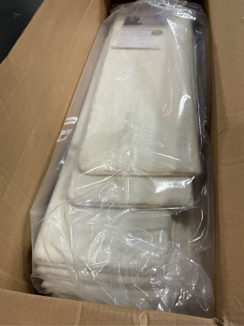 Condition photo showing Good Condition for pure era carpet stair treads ultra plush 9.5" x 30"soft bullnose indoor stair protectors pet-friendly non-slip skid resistant tape free washable reusable(14 pieces,white) white 14 pieces with bullnose