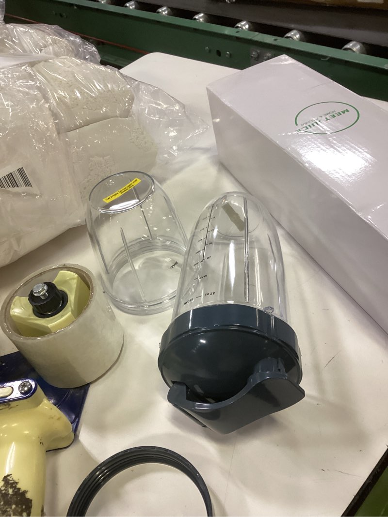 Condition photo showing As Is for 7 Pieces nutribullet Blender Cups & Blade Replacement Set 32oz Huge Cup with 1 Flip-Top To-Go Lid and 1 Lid Ring & Premium Extractor Blade with Compatible with NutriBullet 600w/900w Blender