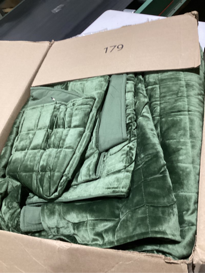 Condition photo showing Good Condition for RECYCO Luxury Velvet Quilt Set King Size Bedding Sets, Ultra Soft Velvet Comforter Set, Lightweight Channel Box Stitch Oversized Bedspread Coverlet for All Season, with 2 Shams, Loden Green King/Cal King (108" x 92") Loden Green