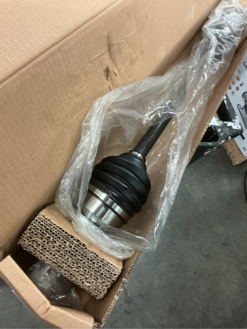 Condition photo showing Good Condition for gsp ncv36142 cv axle shaft assembly - right rear (passenger side)