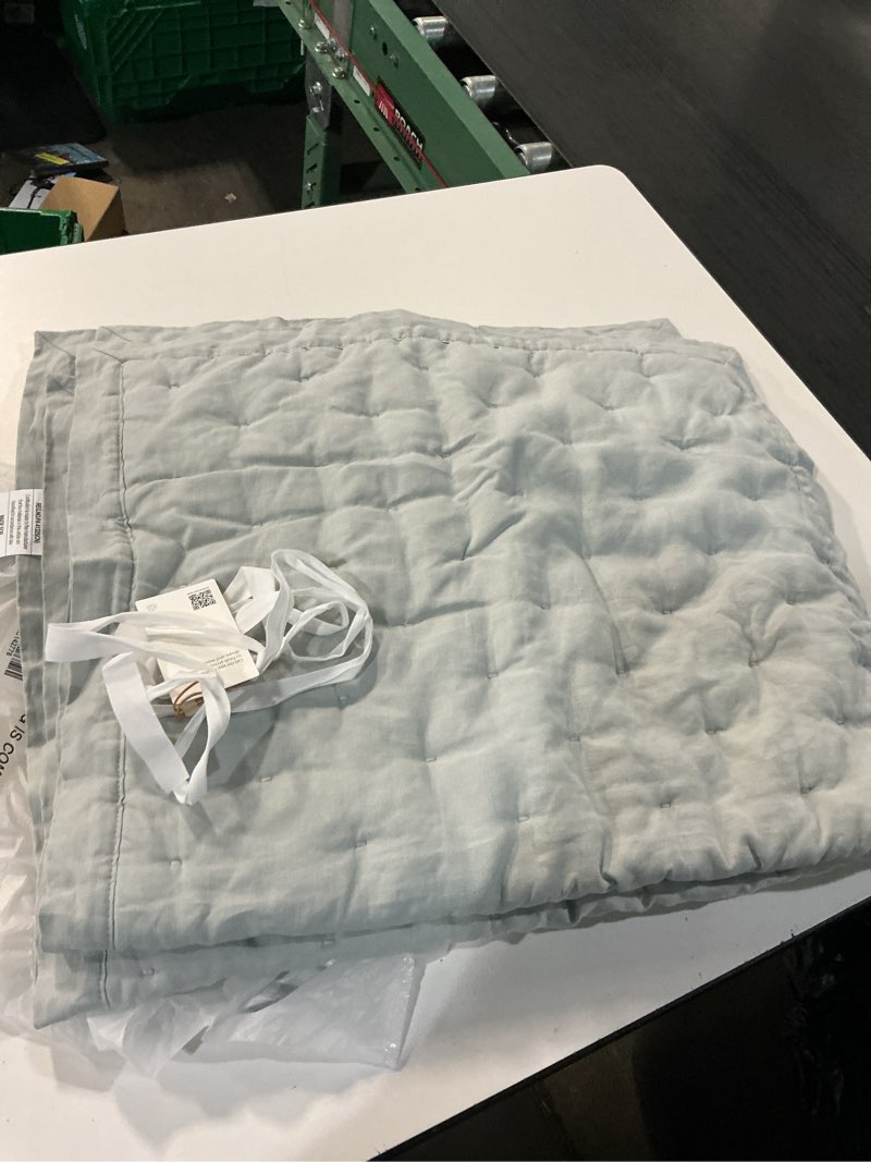 Condition photo showing Good Condition for european linen dream sham set king