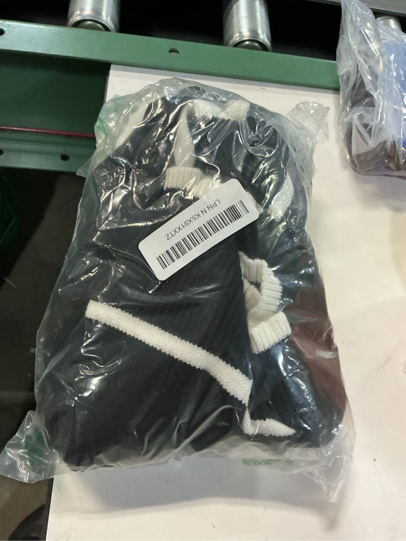 Condition photo showing Good Condition for EVALESS Fall Sweaters for Women Trendy 2025 Cute Cozy Turtleneck Long Sleeve Colorblock Knitted Pullover Tops Black Small