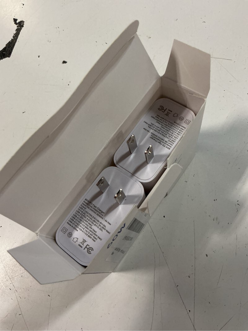 Condition photo showing Good Condition for usb c fast charger block, 60w usbc wall charger plug, 2pack 5-port type c phone charging cubes power adapter multiport brick for iphone 17/16/15/14/13/12/11/pro max/plus/air, ipad mini/pro,galaxy s25 white