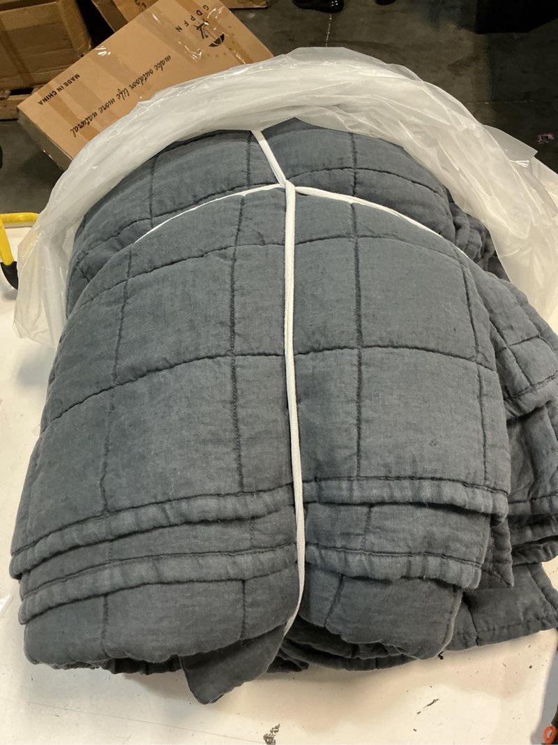 Condition photo showing Good Condition for quince european linen box quilt set, king/cal king, nightfall
