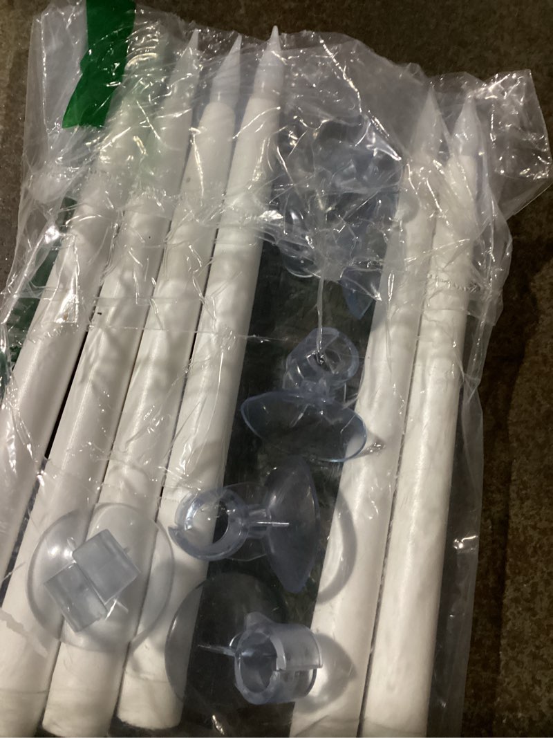 Condition photo showing Good Condition for suraielec 10.5'' battery window candles with suction cups, dusk-to-dawn christmas window candles, 5000k cool white, flameless led candle for windows, 6 pack (rechargeable battery not compatible)