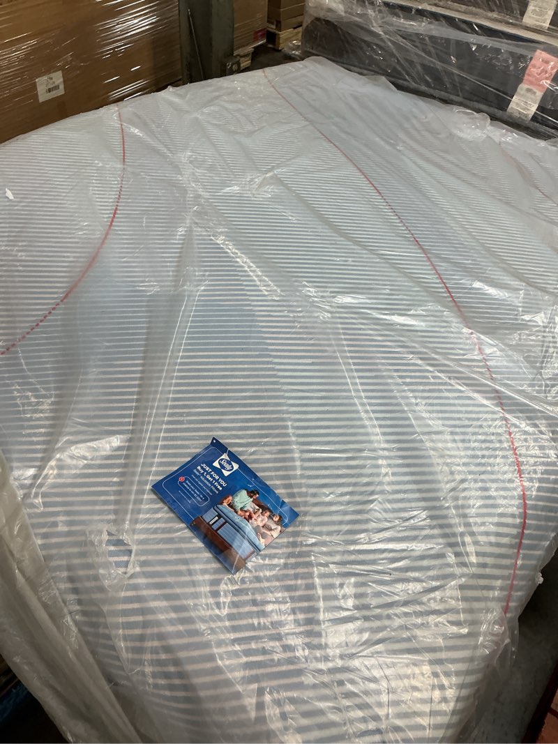 Condition photo showing New/Like New for sealy® posturepedic® plus paterson ii hybrid 13" plush tight top queen mattress   