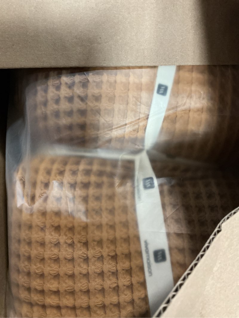 Condition photo showing Good Condition for premium waffle blanket california king size caramel - 100% turkish cotton, light and airy waffle weave all-season quilt - luxury decorative bedspread (caramel, 95" x 126" inch) cal king 95" x 126" inch caramel