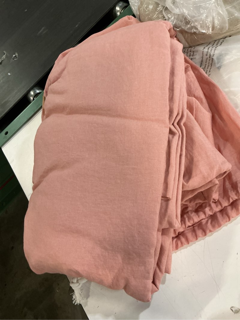 Condition photo showing Good Condition for european linen  cover set color rose king 