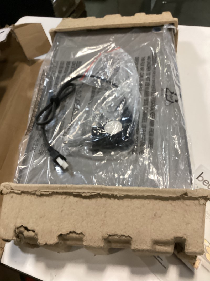 Condition photo showing Good Condition for bella 12" x 22" Electric Griddle with Warming Tray, EverGood™ Ceramic Nonstick Coating & Removable Temperature Probe, Dishwasher-Safe Drip Tray & Cool Touch Handles, 1500 Watt, Oatmilk 12" x 22" Oatmilk + Tray