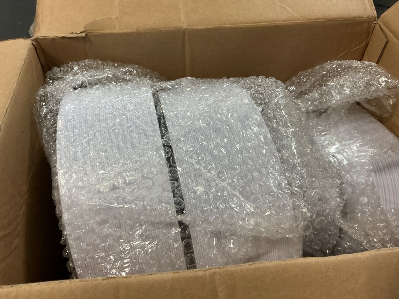 Condition photo showing Good Condition for i00000 200 pcs white and gold plastic plates, disposable plastic plates for 100 guests include: 100 pcs dinner plate 10.25” and 100 pcs dessert plate 7.5” perfect for party and wedding
