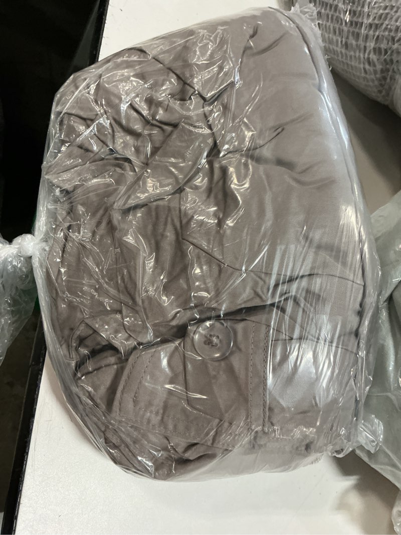 Condition photo showing Good Condition for bamboo duvet cover set, full/queen, stone