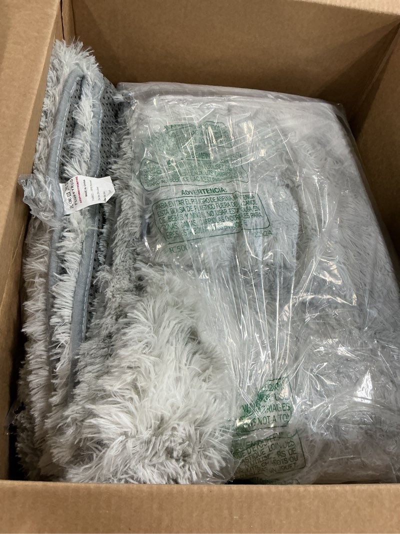 Condition photo showing As Is for large shag area rugs 5 x 8, tie-dyed plush fuzzy rugs for living room, ultra soft fluffy furry rug for bedroom, indoor carpet nursery rugs for kids room home decor, light grey tie-dyed light grey 5 x 8 ft