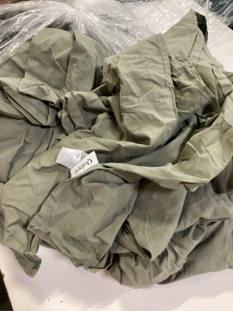 Condition photo showing Good Condition for stonewashed organic cotton percale sheet set cal king