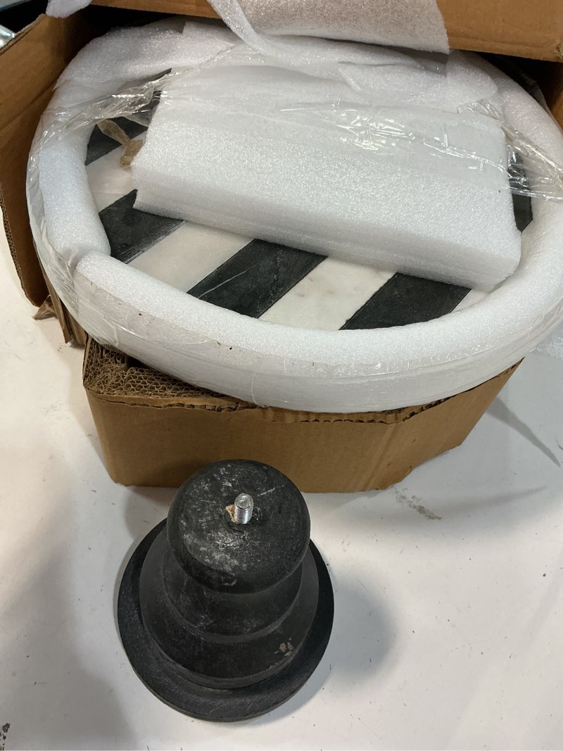 Condition photo showing Good Condition for mud pie black and white marble cake pedestal