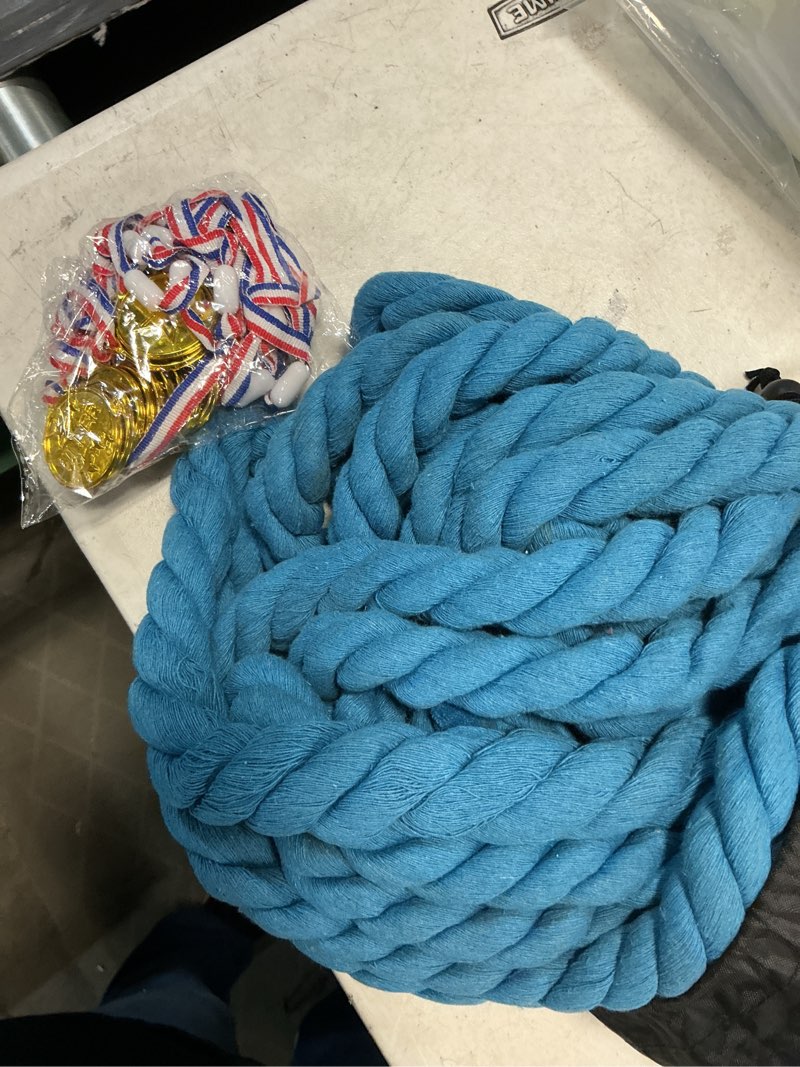 Condition photo showing Good Condition for 40 feet tug of war rope for kids and adults, outdoor games summer outdoors yard backyard camping lawn for field day family reunion birthday party team building activities carnival 40ft blue