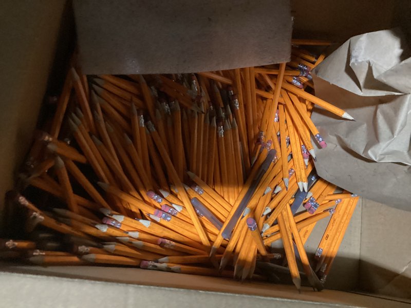 Condition photo showing Good Condition for (similar to) amazon basics wood-cased #2 pencils, pre-sharpened, hb lead bulk box, 150 count, yellow 1 count (pack of 150) pre-sharpened