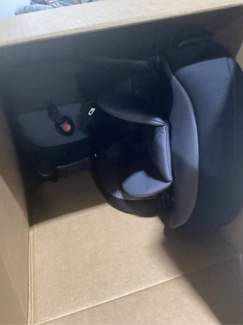 Condition photo showing Good Condition for Safety 1st Grand 2?in?1 Booster Car Seat, Converts from High Back to Belt?Positioning Booster, Seat for Kids 40–65 Pounds and Belt?Positioning 40–100 Pounds, High Street High Street 2