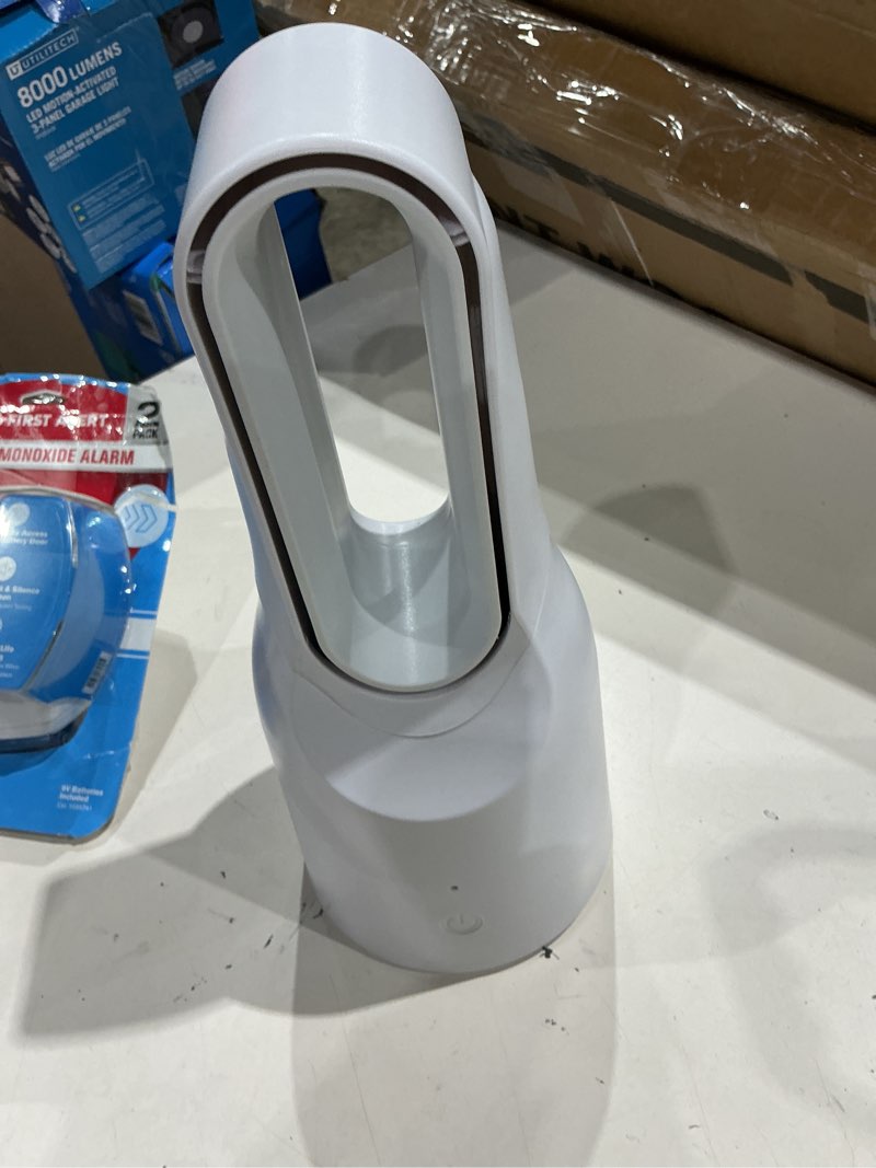 Condition photo showing As Is for style selections 13-in 5-volt 3-speed indoor white personal fan