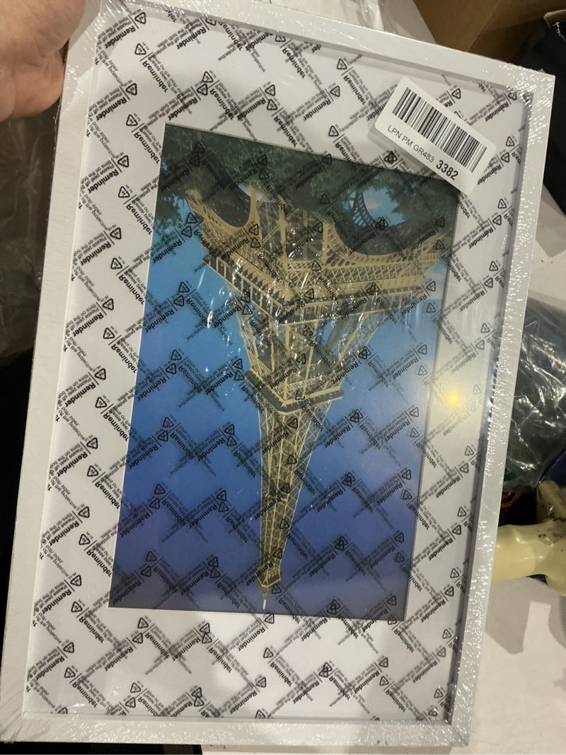 Condition photo showing Good Condition for pealsn 11x17 picture frame, display pictures 8 x 12 with mat or 11 x 17 without mat for wall mounting display, photo frames, white. white 11x17