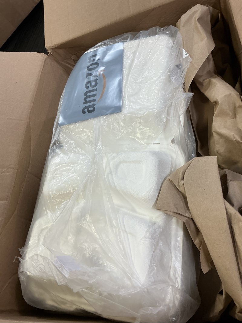 Condition photo showing Good Condition for Freshware Clamshell Food Containers with Lids [9x9] 3-Compartment 50-Pack, Disposable To Go Containers, Biodegradable Sugarcane To Go Boxes - Paper Containers - Microwave & Freezer Safe, Stackable