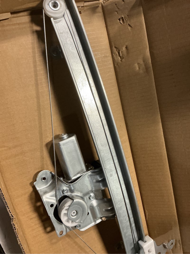 Condition photo showing Good Condition for Front Right Passenger Side Power Window Regulator with Motor Assembly Compatible for 2019-2022 Nissan Altima Replacement 807206CA0A, 807316CA0A