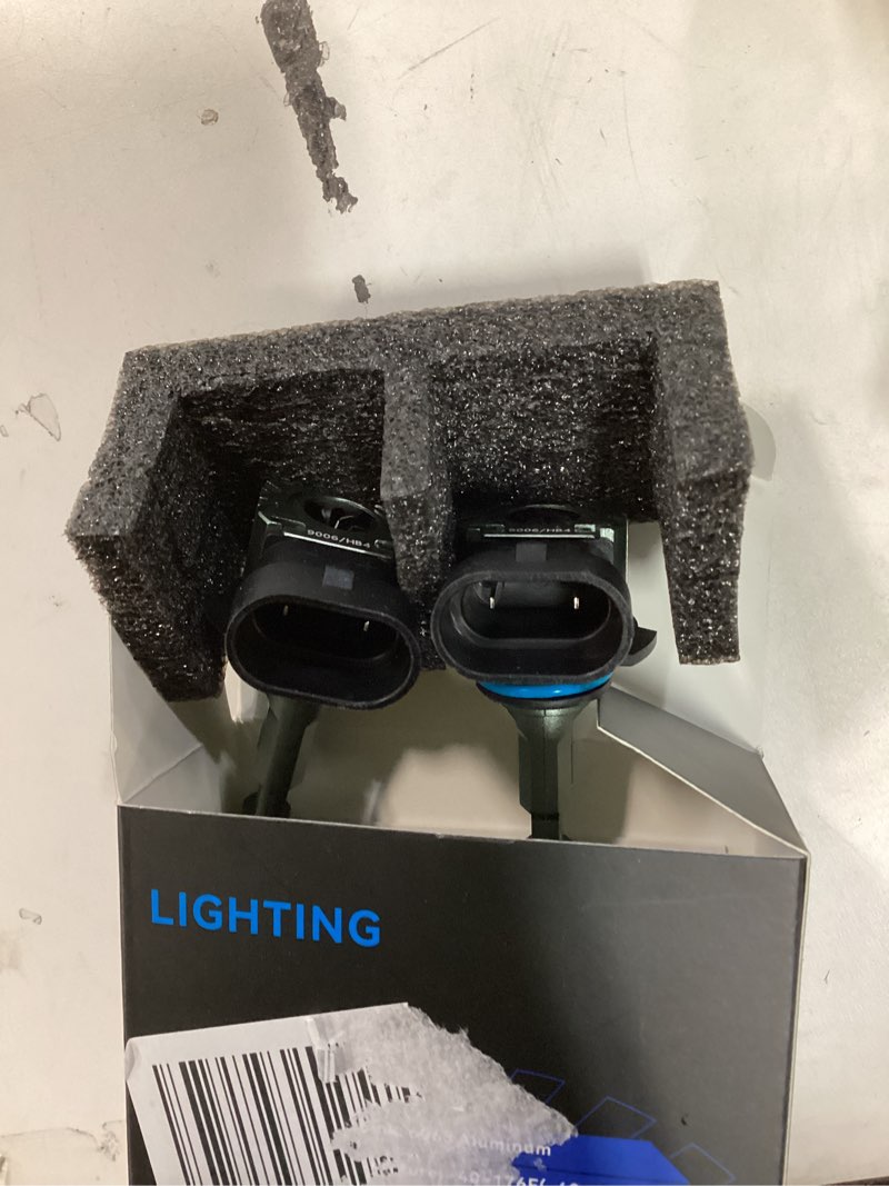 Condition photo showing Good Condition for RCJ 9006/HB4 Bulbs, 60W 16000LM 6000K Cool White Fog Light Bulbs, with 12000 RPM Cooling Fan, Plug and Play, Pack of 2 Cool White 9006/HB4