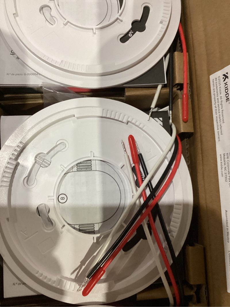 Condition photo showing New/Like New for Kidde Hardwired Smoke & Carbon Monoxide Detector for Home, Voice Alerts, 10-Year Battery Backup, 3-Pack 3 Pack