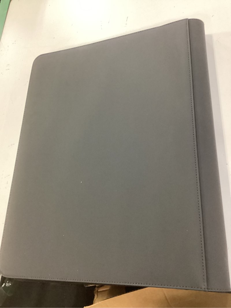 Condition photo showing Good Condition for grinowl 16 pocket top loader binder, holds 640 top loaders, large top loader card binder with sleeves for cards in 3" x 4" top loaders