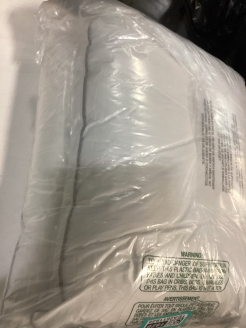 Condition photo showing Good Condition for Tuft & Needle Down Alternative Standard Size Pillow Set — Support for Back or Side Sleepers — Hypoallergenic Polyester Fill Within a 100% Cotton Shell— Standard 100 by Oeko-TEX Certified Down Alternative Pillow Set of 2 Standard