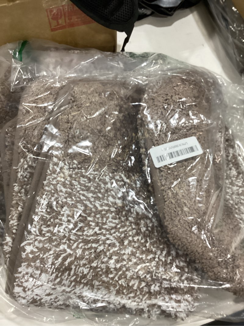 Condition photo showing Good Condition for Bsmathom Bathroom Rugs Sets 4 Piece with Toilet Lid Cover, Non-Slip Bathroom Rugs and Mats Sets, Absorbent Bath Rugs Microfiber Shaggy Machine Washable Bath Rug Set, Coffee Coffee 18"x26"+18"x48"+U20"x24"+Cover19"x21"