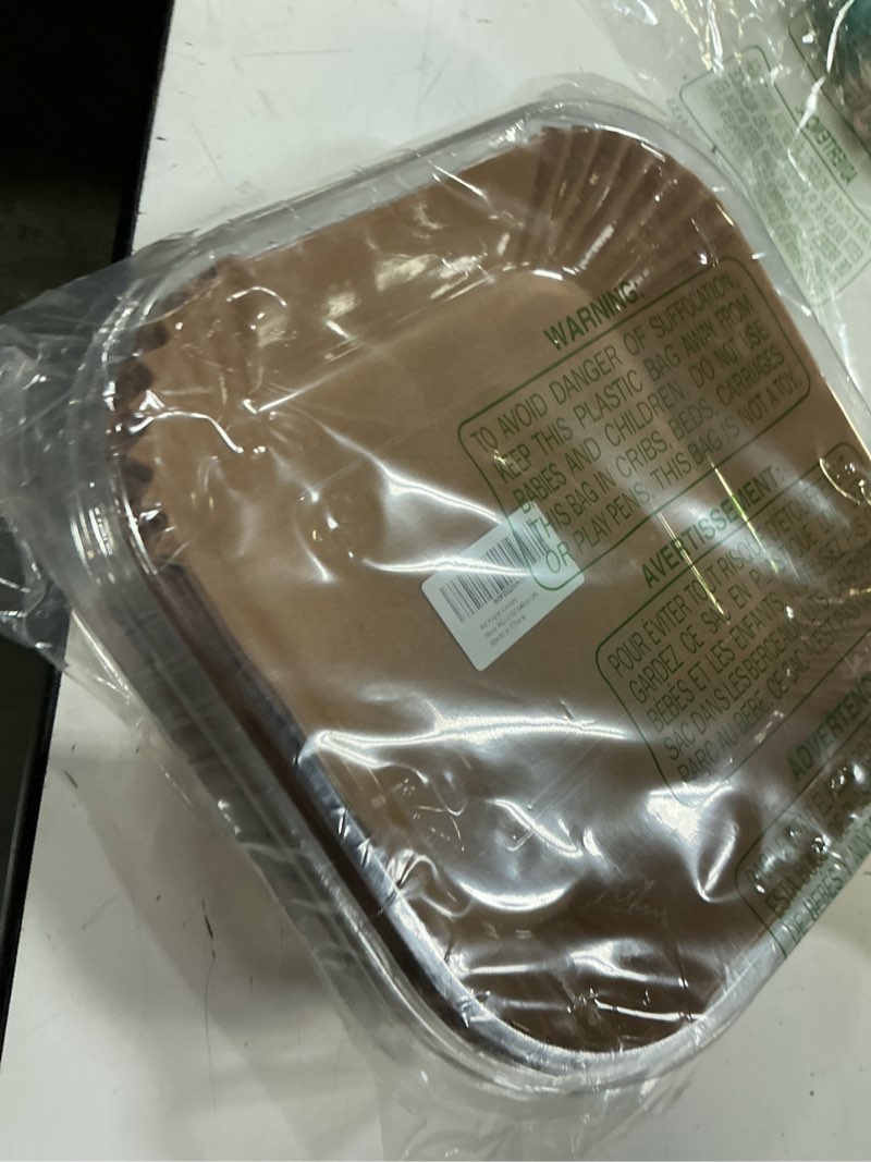 Condition photo showing New/Like New for ubeesize 7.5 inch air fryer paper liners,400 pcs parchment paper, air fryer disposable paper liners for microwave, non-stick sheets square free of bleach?bottom size 6.3 inch? 7.5 inch square 400